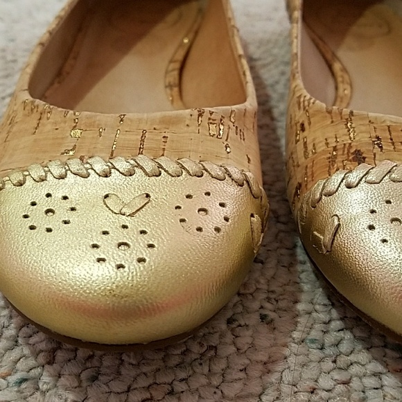 Jack Rogers Gold & Cork Flat - Size 7 - Picture 2 of 4